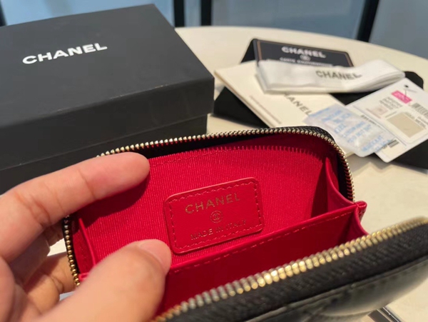 シャネル財布全体デザイン